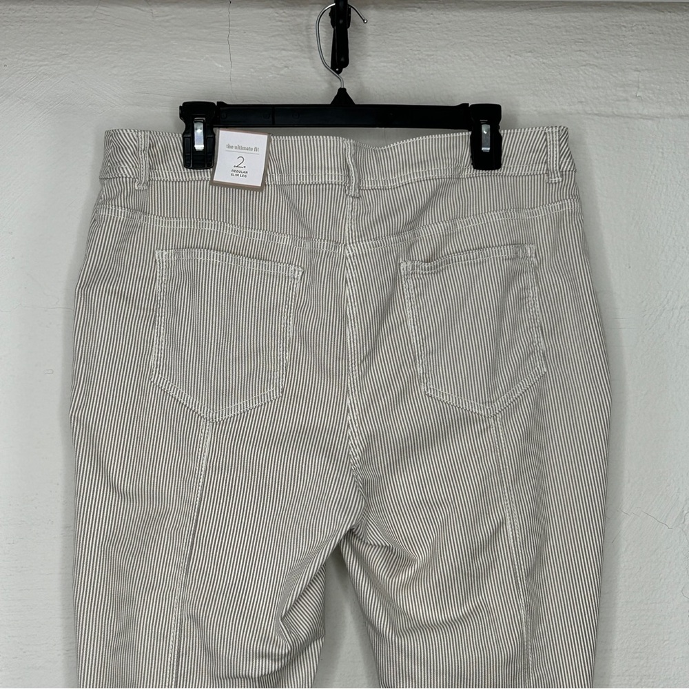 Chico's Pants Striped The Ultimate Fit Flatters Slims Size 2 (12) NEW - Picture 12 of 16